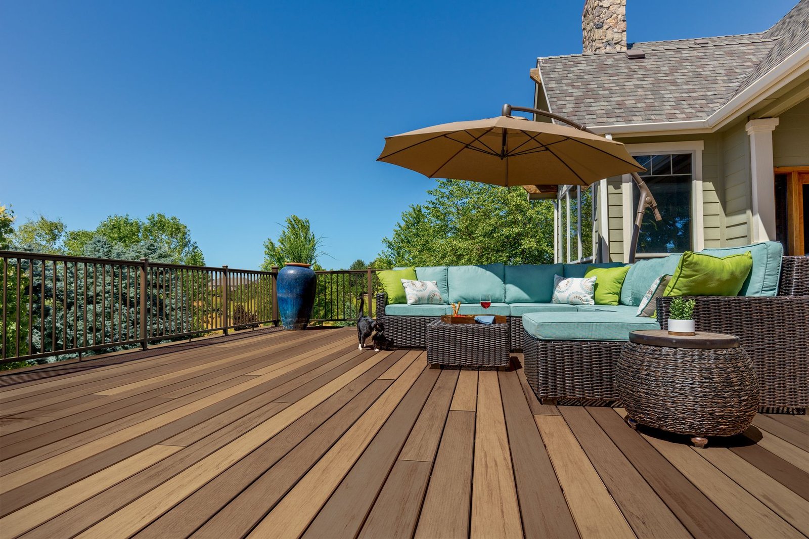 Custom deck and outdoor living space by Busy Beaver Construction - Calgary's premier deck builder - Slide 2
